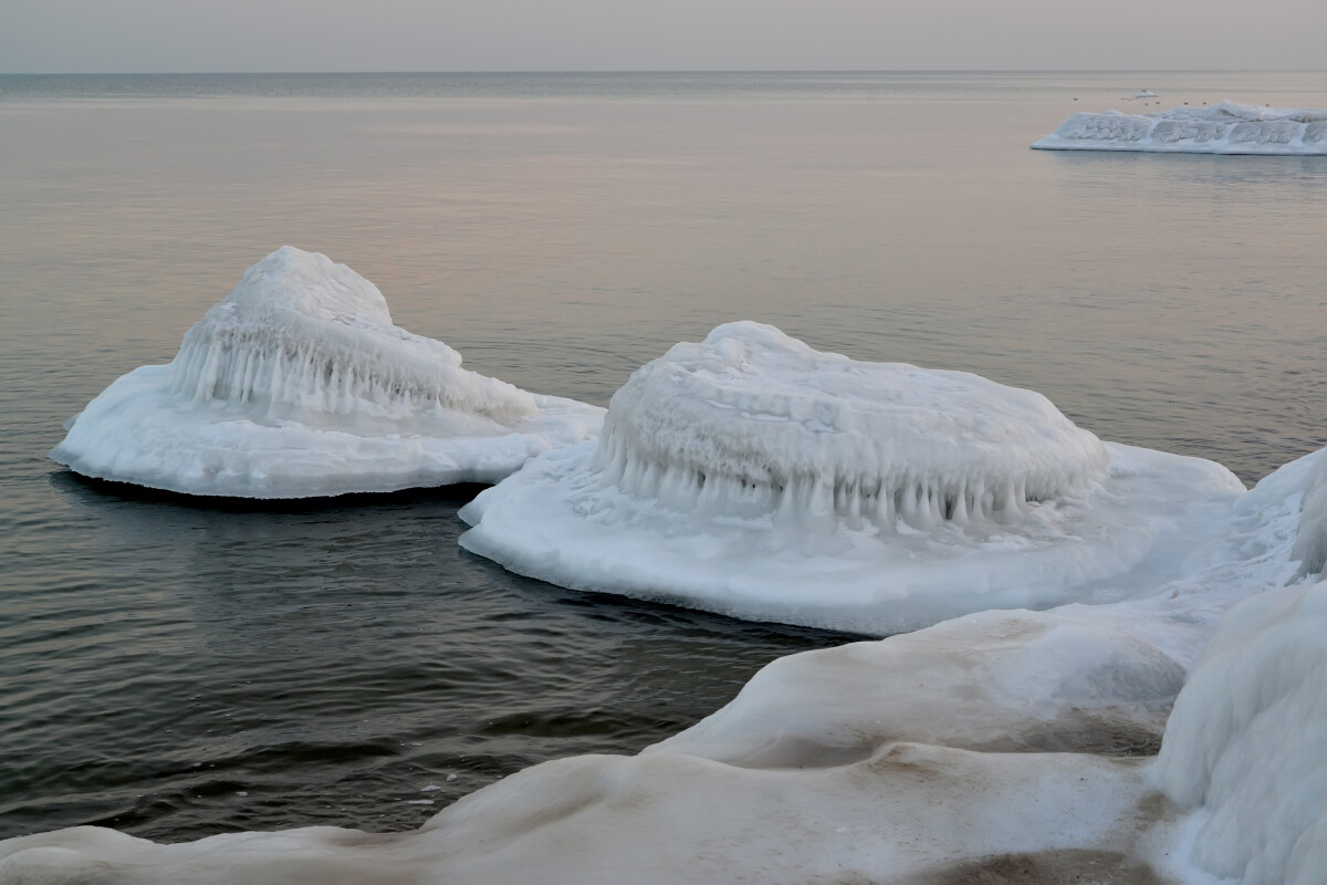 Мороз на побережье Балтийского моря. Зимний пейзаж