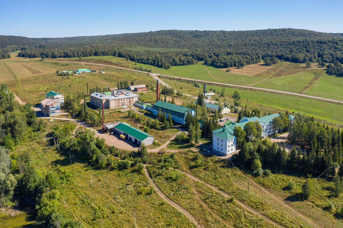 Южный Урал, Красноусольский детский санаторий летом. Вид с воздуха