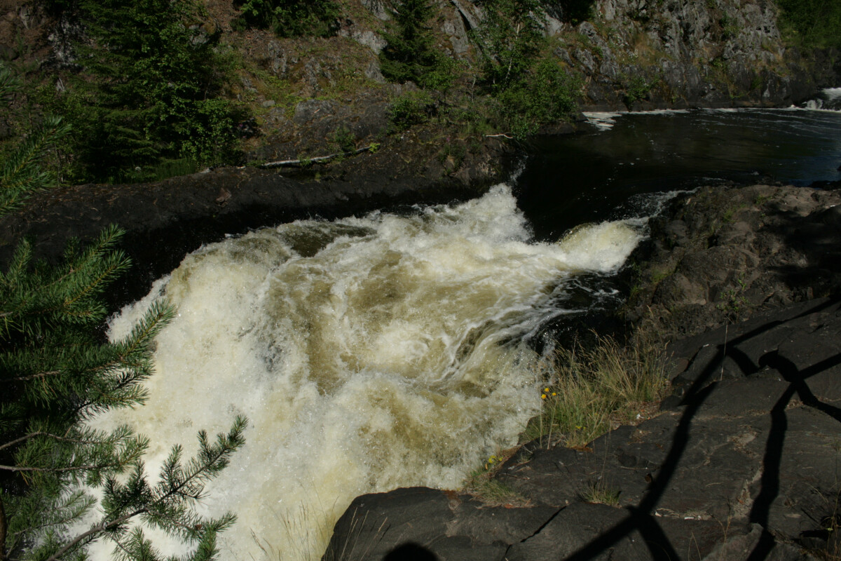 Вода реки Суна