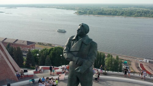 Нижний Новгород, исторический центр города. Памятник Козьме Минину. Вид с воздуха.