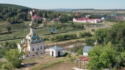 Южный Урал, курорт Красноусольск: храм Табынской иконы Божией Матери на Святых Ключах. Вид с воздуха.