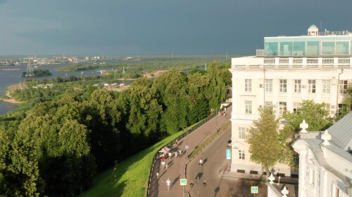 Нижний Новгород. Исторический центр города, набережная. Вид с воздуха.