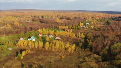 Южный Урал, Башкирия, экопоселение Красная Поляна. Вид с воздуха.