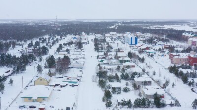 Западная Сибирь, Ханты-Мансийский автономный округ: село Русскинская. Вид с воздуха.